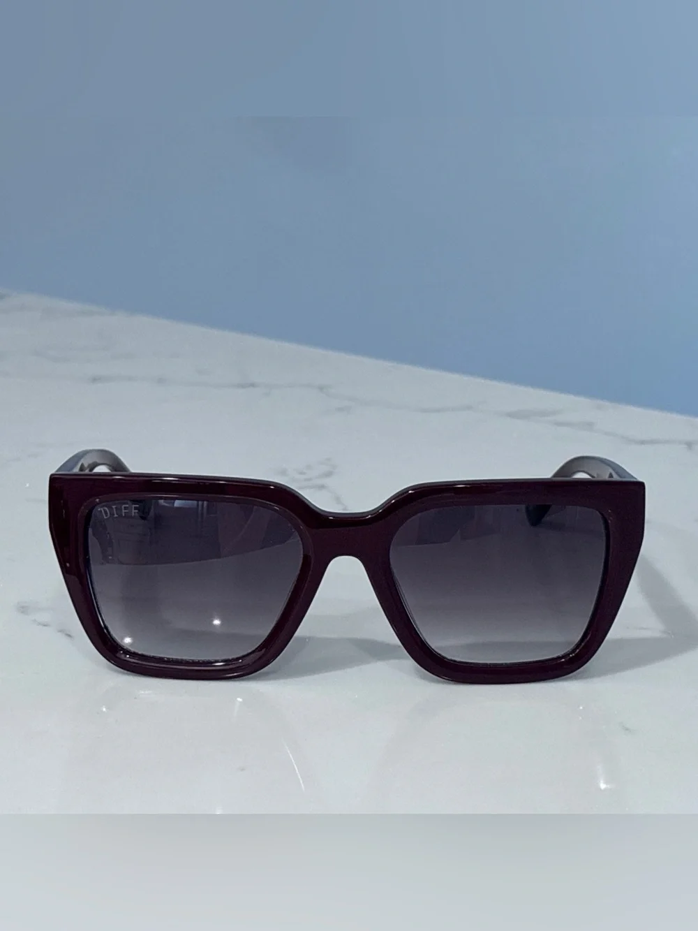 DIFF Eyewear Amara Square Sunglasses Burgundy Wine Gradient Lens